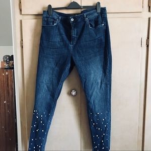 Pearl Hem Skinny Jeans